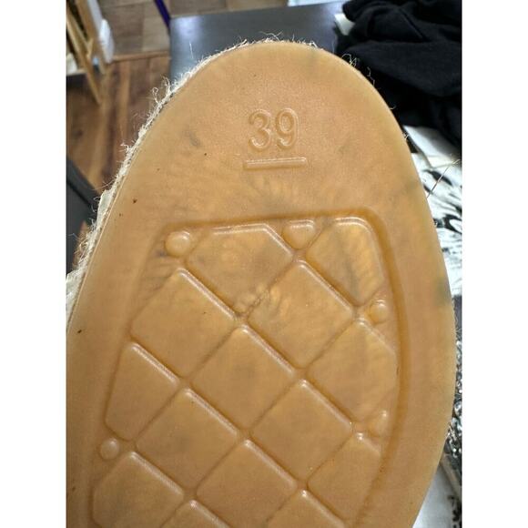 Generation Love women’s NWOT’s Silver Sequin espadrilles with laces. Size 39 - Picture 7 of 7